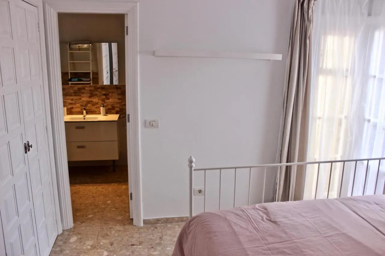 2 Bdr,2 Bath Amarilla Golf Apartment サンミゲル・デ・アボナ